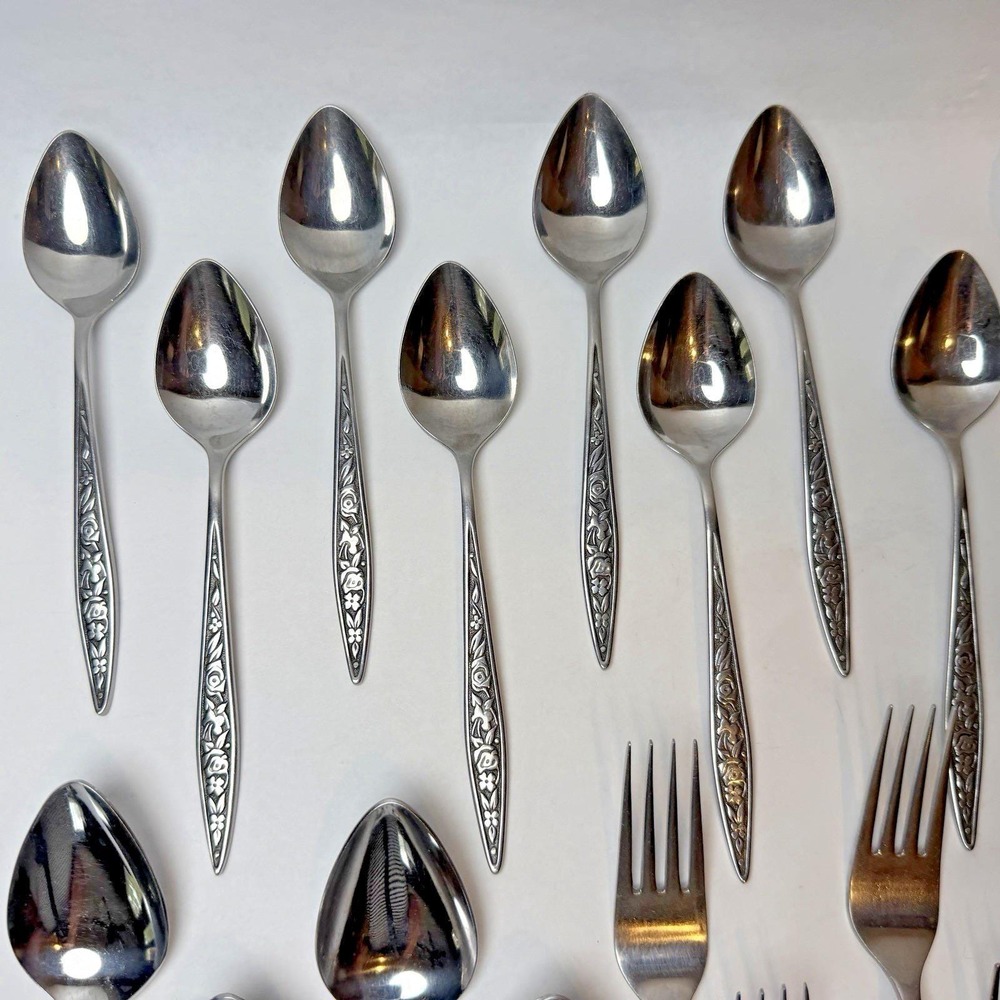 Ekco eterna Santiago Stainless Silverware 25 Pieces Forks Spoons Knives Japan - Picture 2 of 8